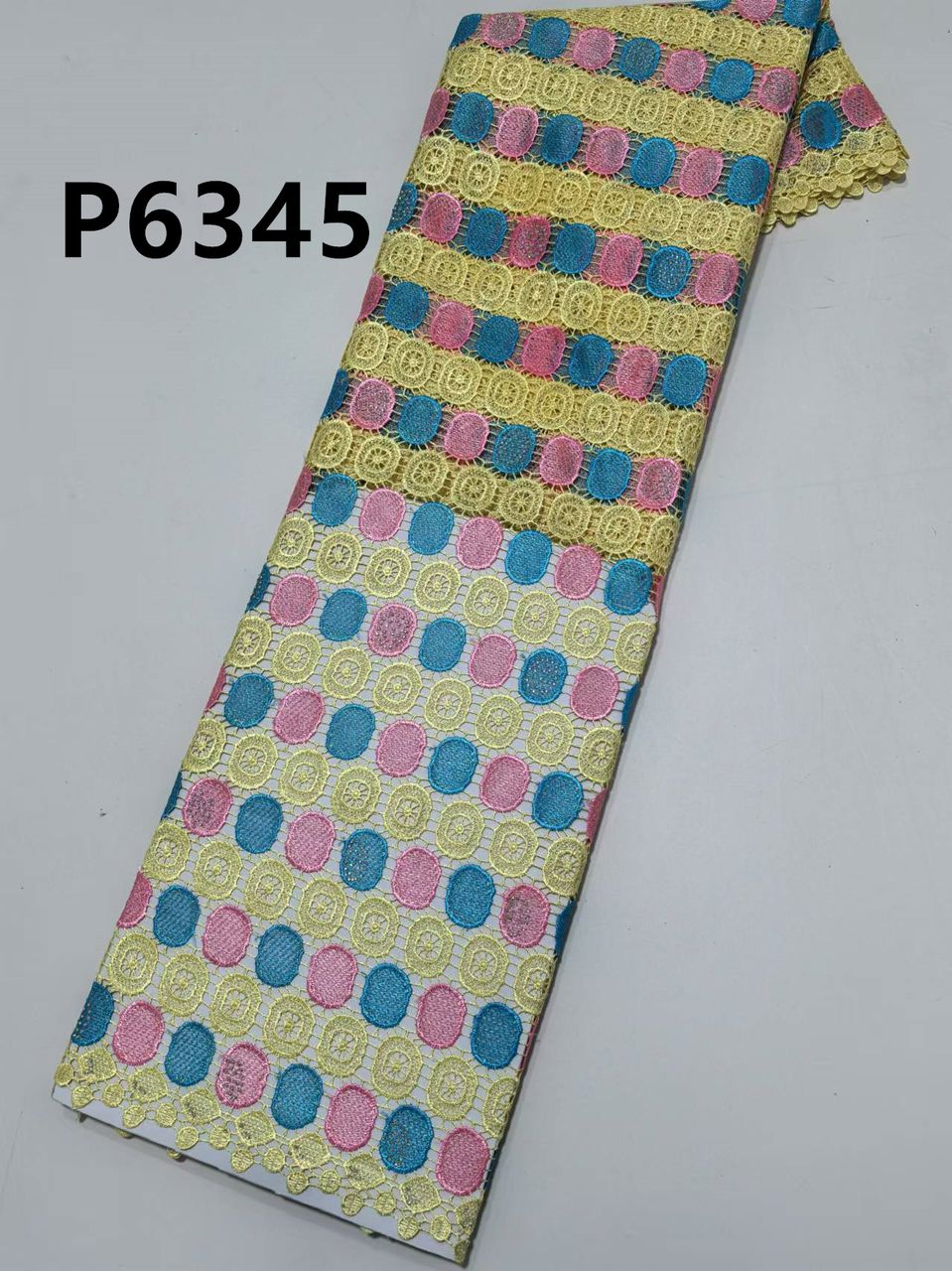 Guipure de Haute Qualité 5 yards