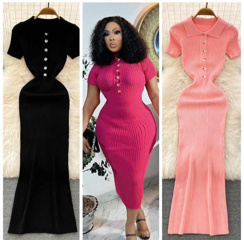 Robe moulante à boutons devant – Manches courtes