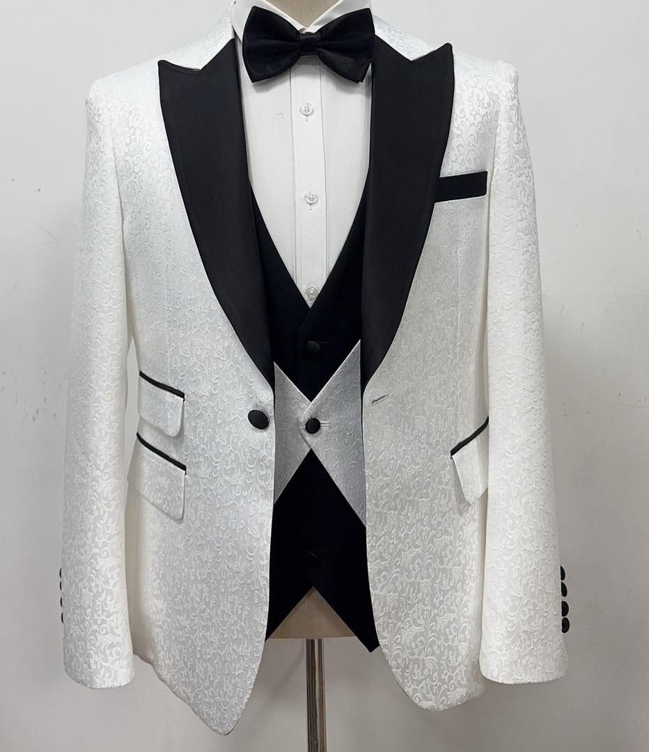 Costume Homme 3 Pièces – Élégance Classique