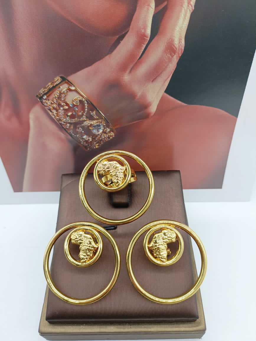 ✨ Ensemble Bijoux Fashion – Boucles d’Oreilles & Bague Assortie