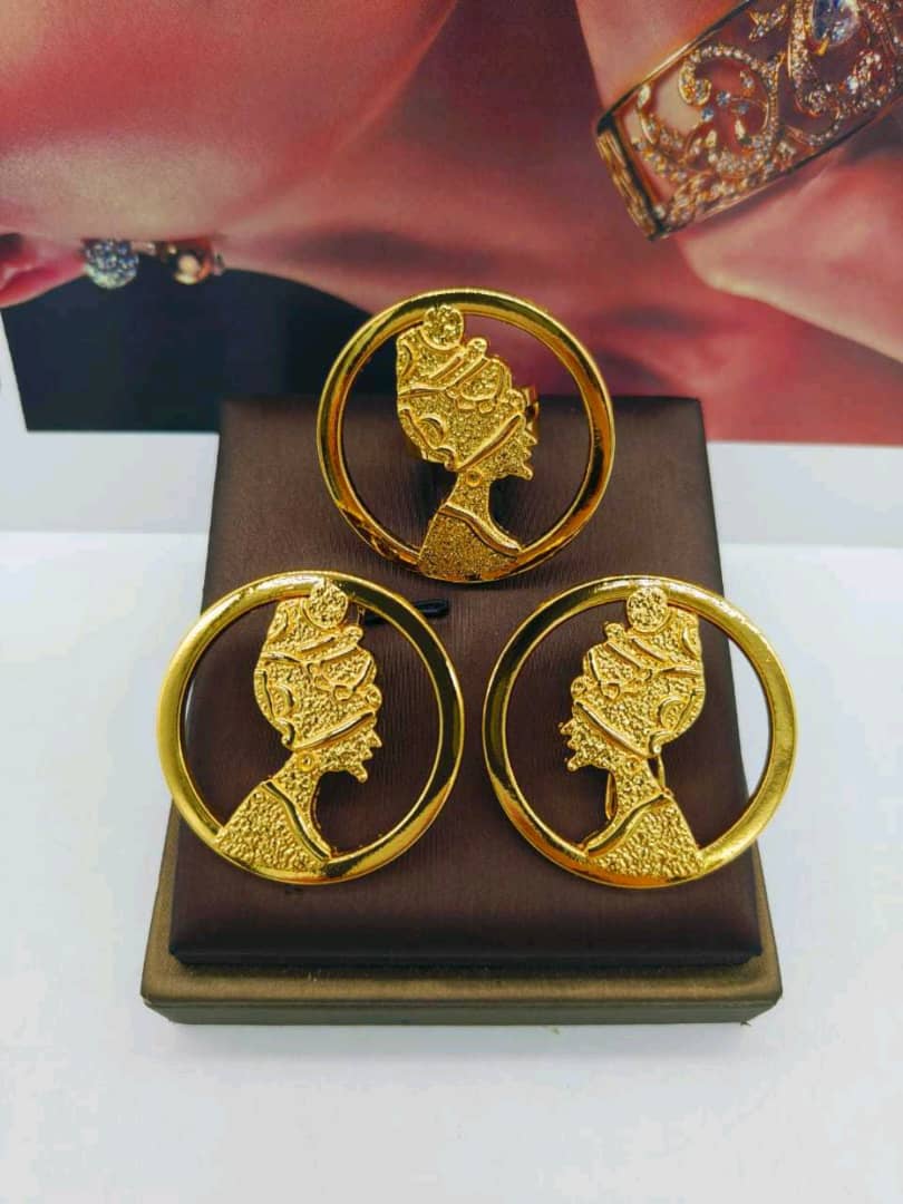 ✨ Ensemble Bijoux Fashion – Boucles d’Oreilles & Bague Assortie