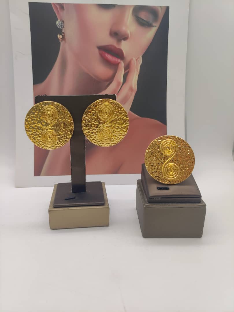 ✨ Ensemble Bijoux Fashion – Boucles d’Oreilles & Bague Assortie