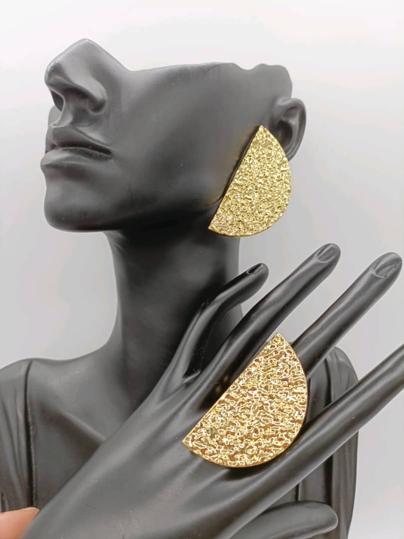 ✨ Ensemble Bijoux Fashion – Boucles d’Oreilles & Bague Assortie