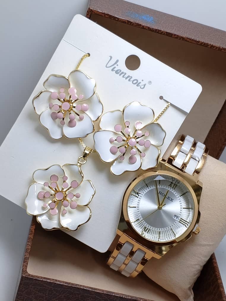 ⭐ Ensemble VIENOIS – Collier, Boucles d’Oreilles & Montre en Acier Inoxydable