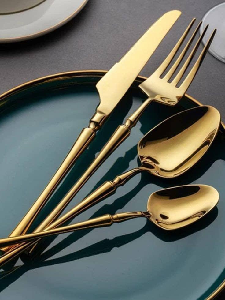 Couverts de Table Dorés Luxe