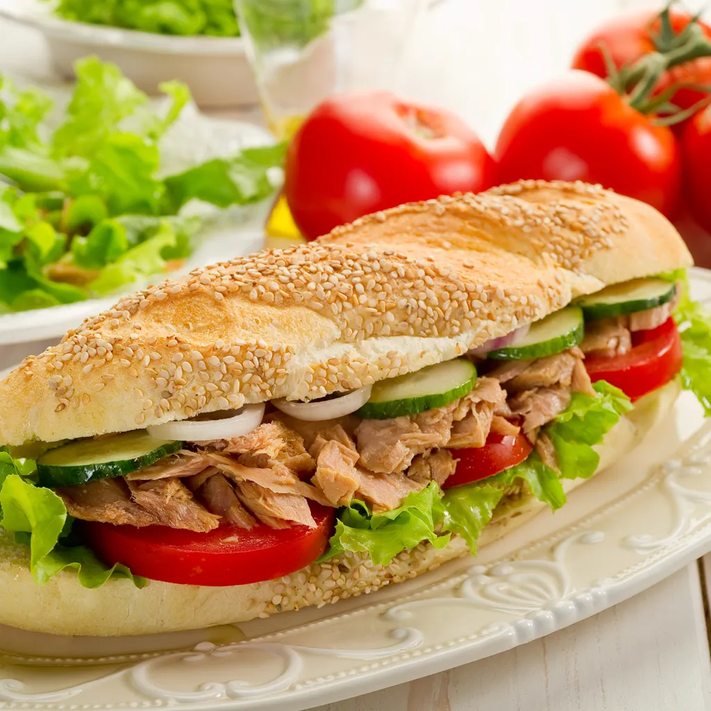 Sandwich : Laitue + poulet effiloché + fromage 