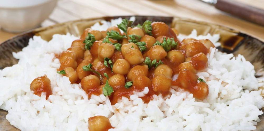 Riz blanc + vanzou/ cassoulet + fromage 