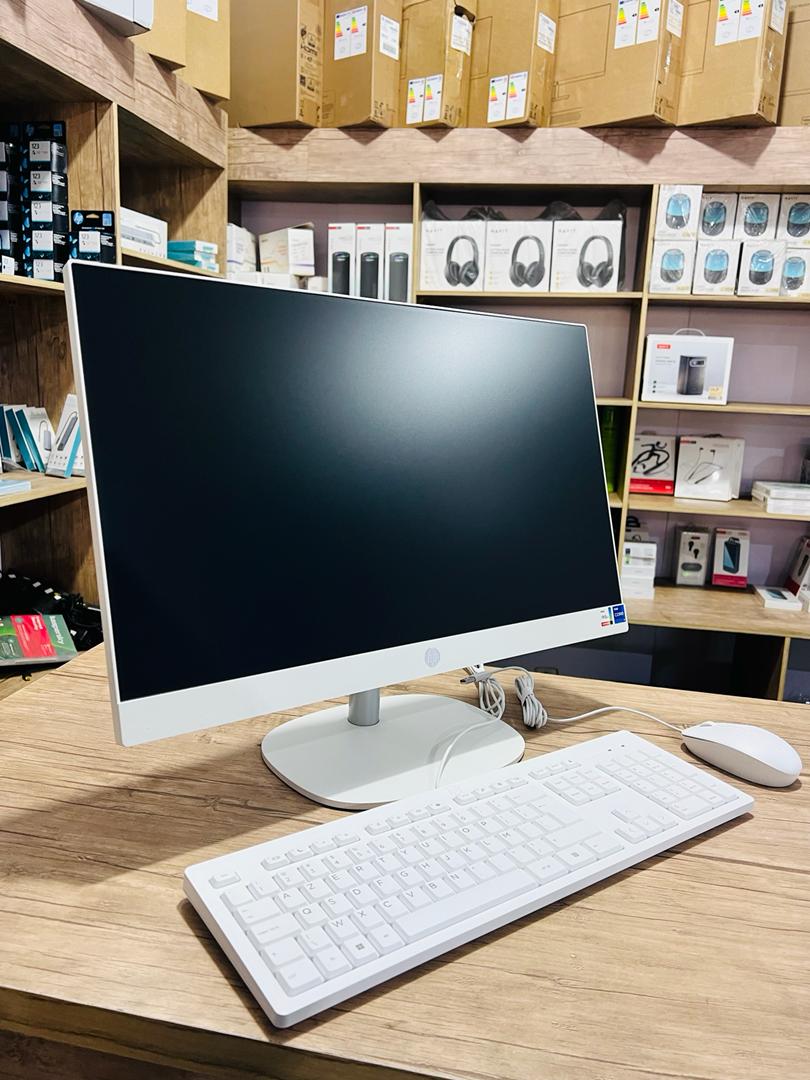 💻 HP ALL-IN-ONE 24-cr0255nh 