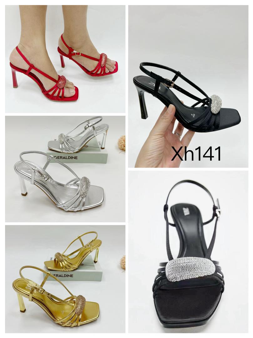 Sandales à talons ouverts – Élégance & Confort