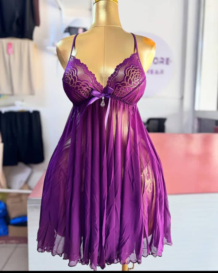 Nuisette en dentelle transparente – Couleur Violet Passion