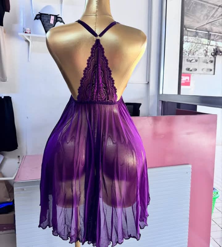 Nuisette en dentelle transparente – Couleur Violet Passion
