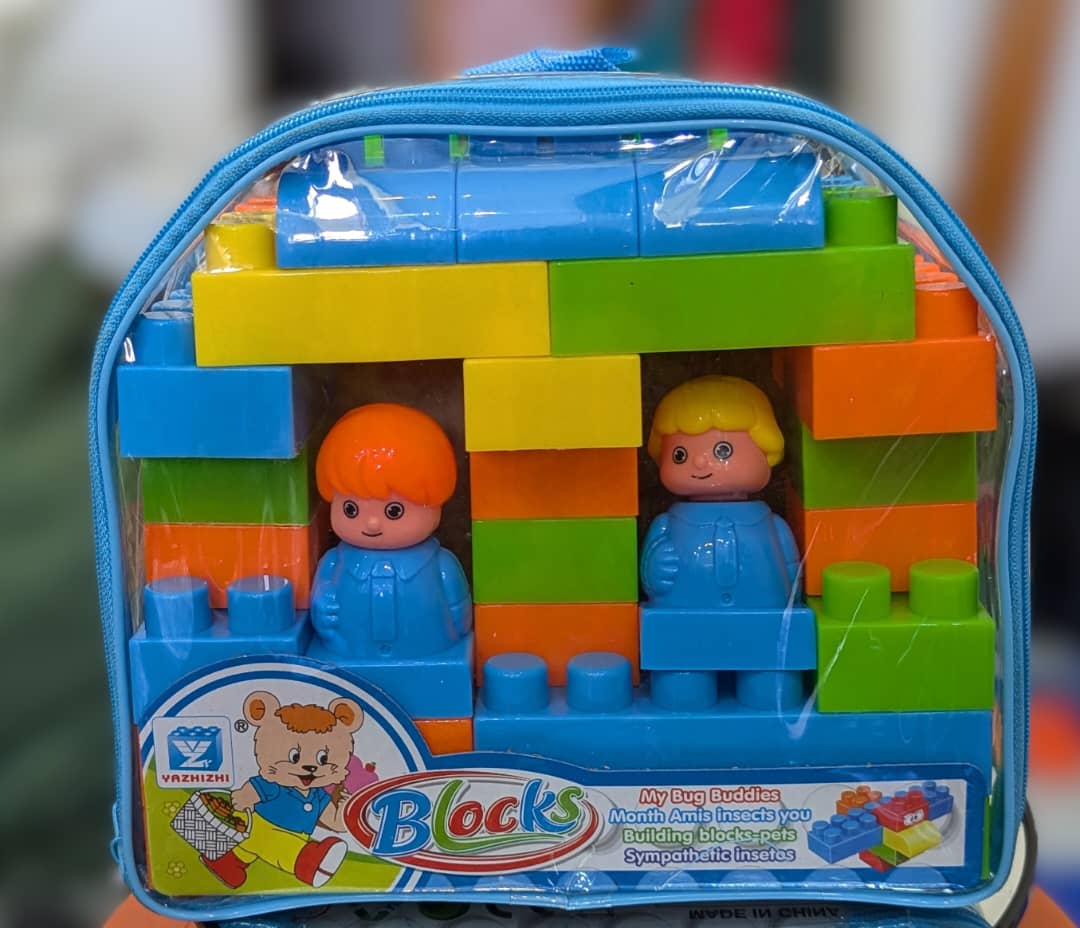 Jeu de Blocs de Construction avec Personnages