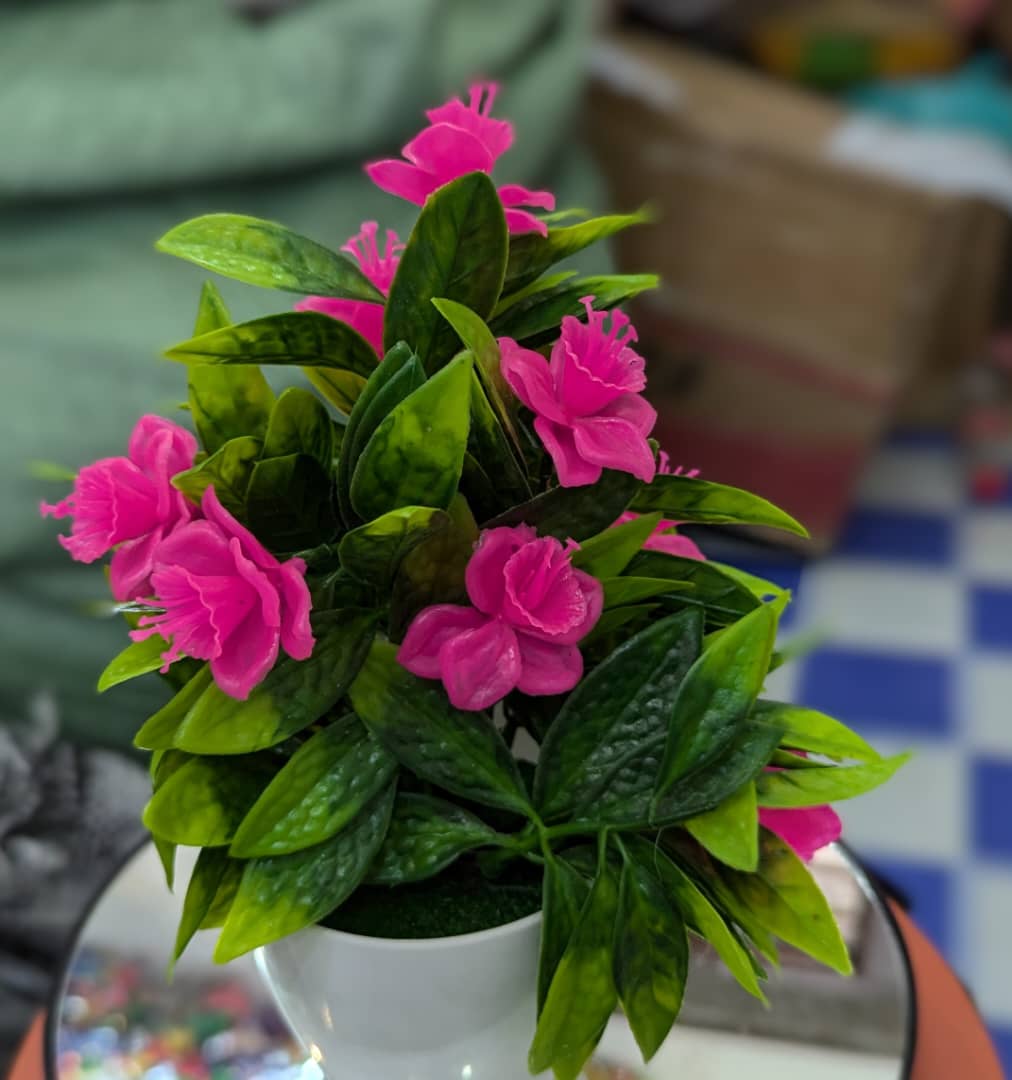 Plante Artificielle Décorative en Pot Blanc