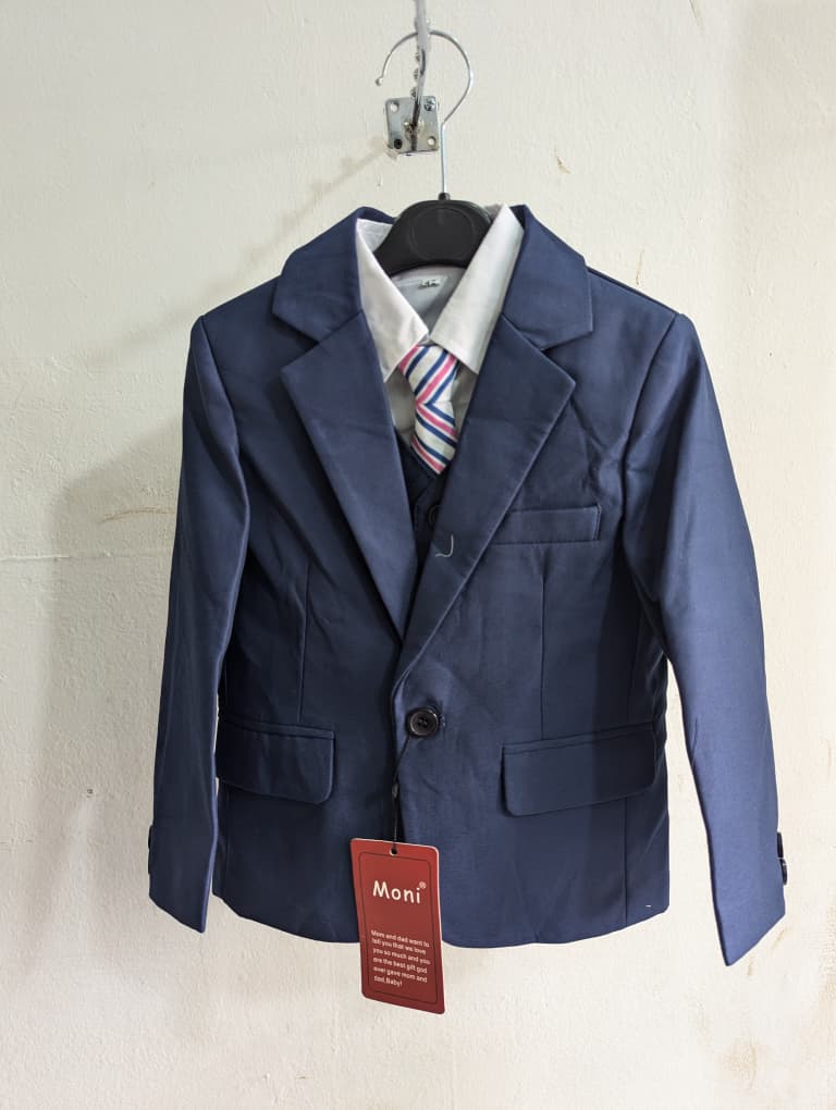 Costume élégant pour garçon – 3 pièces (Veste, Chemise et Cravate)