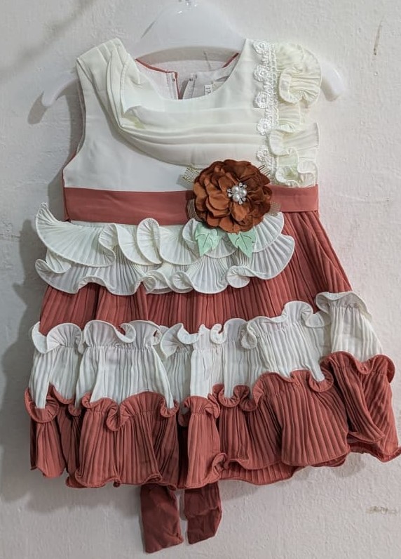 Robe Bébé Fille à Volants & Fleur Décorative