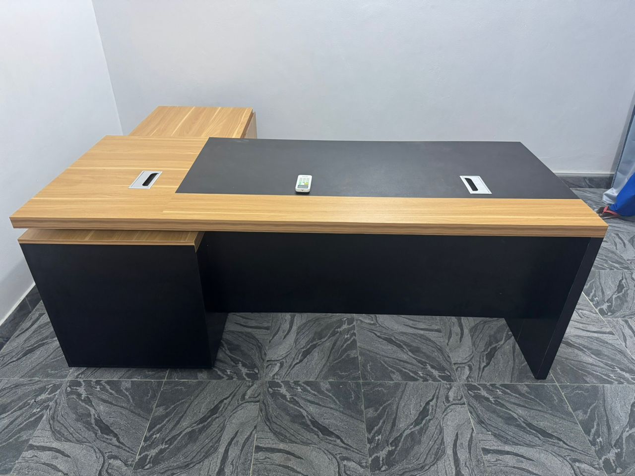 Bureau de Direction en L