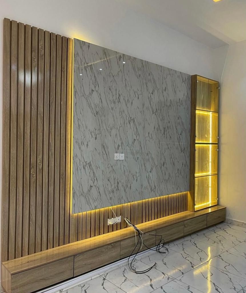 Meuble TV mural moderne