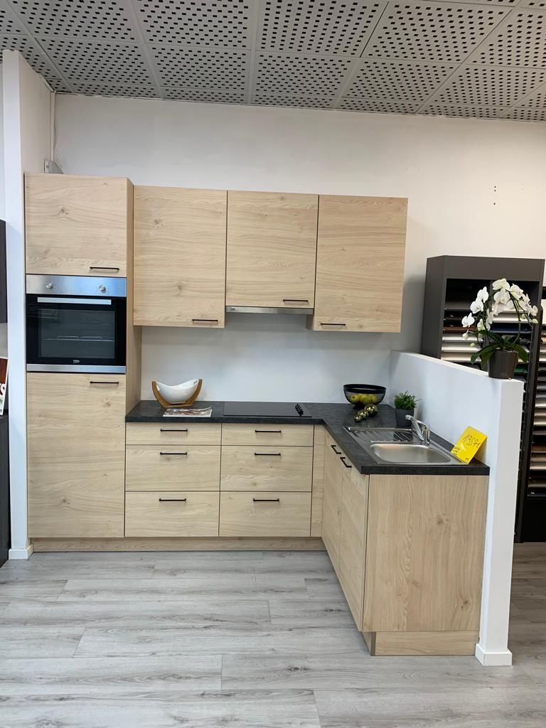 Cuisine en L Style Scandinave Bois Clair