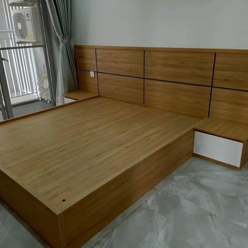 Lit Moderne avec Tête de Lit et Chevets Intégrés