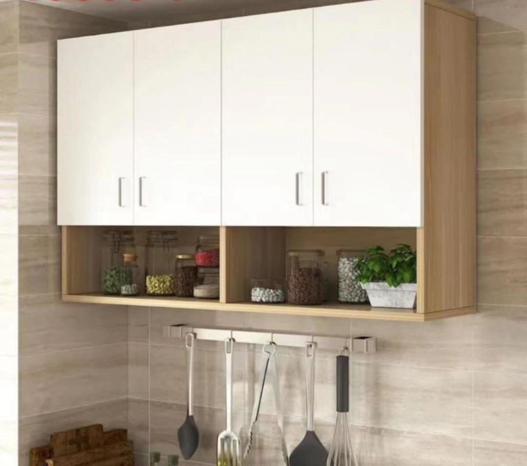 Meuble de cuisine mural en bois bicolore