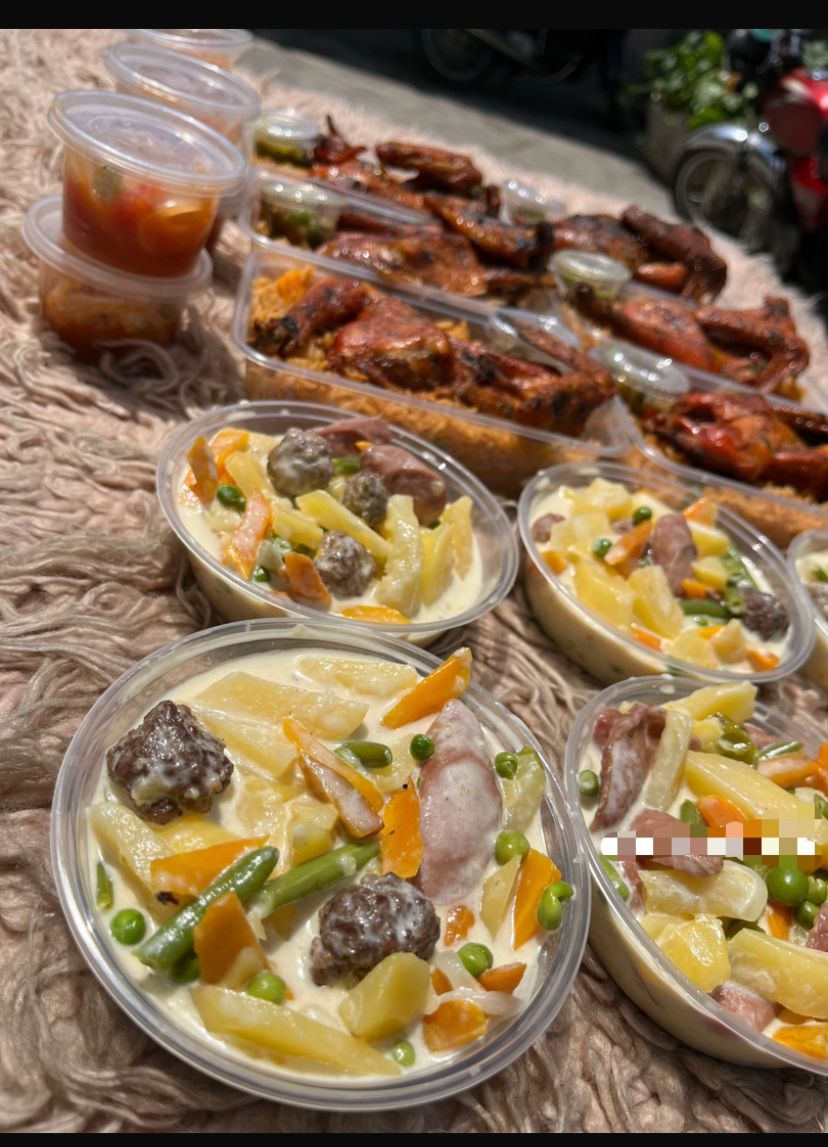 Riz gras + hors d'oeuvre + viande 